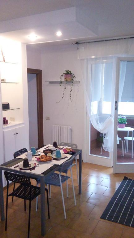 Casa Vacanze Orchidea Cir0347At00249 Parma Exterior photo